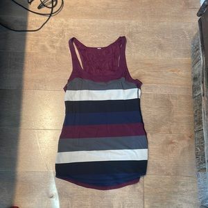 Lululemon size 6 tank